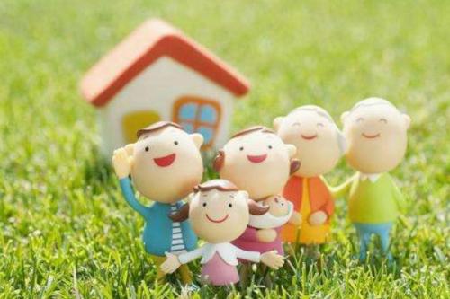 保險應該怎么買(mǎi)？過(guò)來(lái)人建議，這2種險最好不要買(mǎi)